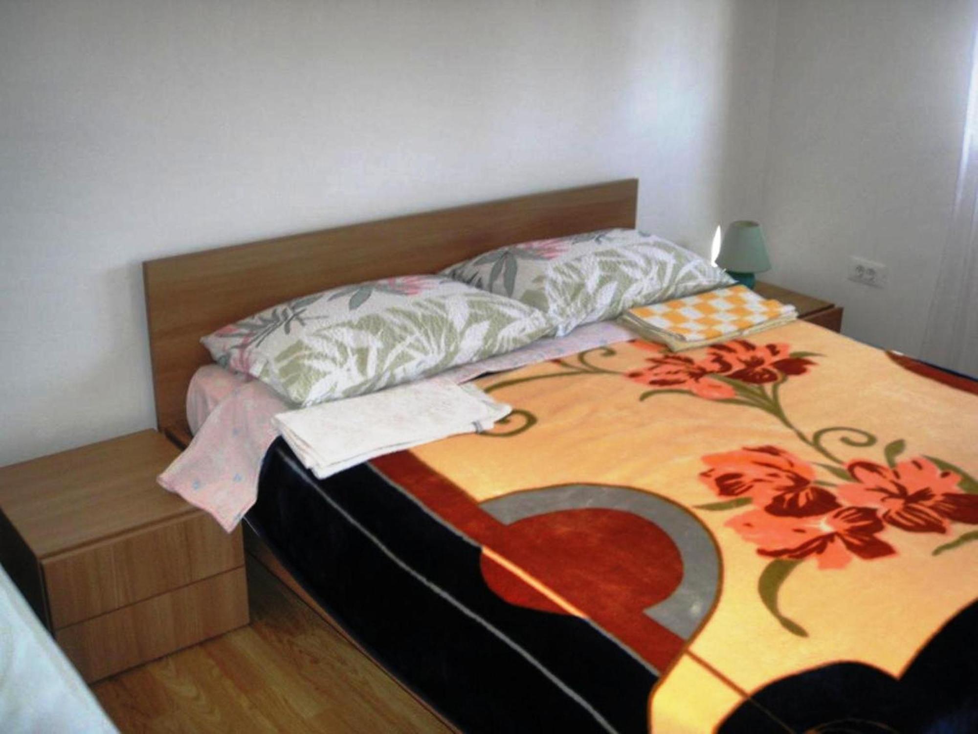 Renata Mare Apartments โรวีน ภายนอก รูปภาพ
